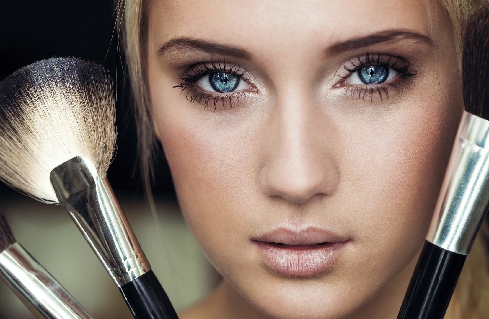 Основы макияжа для светловолосых