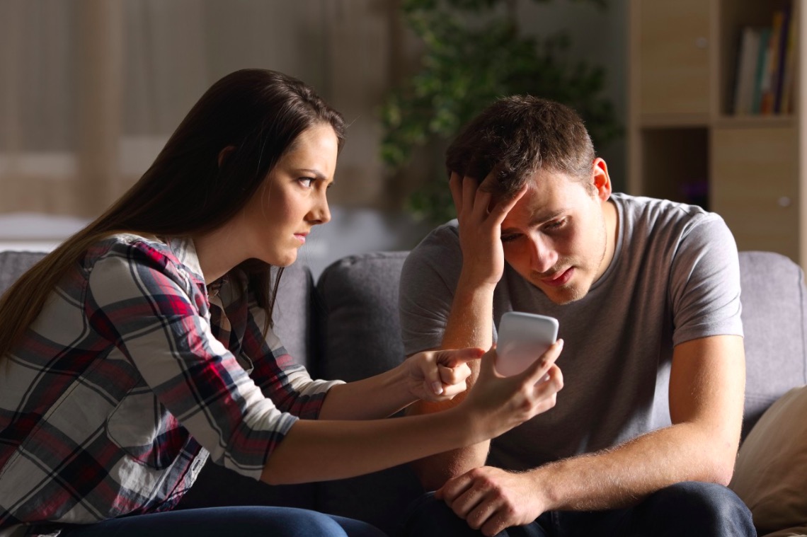 Советы психолога: как перестать ревновать мужа и стать уверенной в себе женщиной