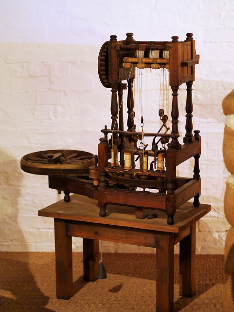 Машиной для вязания пользовались в 19 веке! - страна мам
