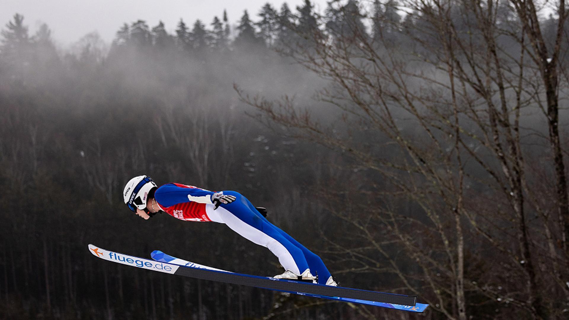 Прыжки с трамплина на лыжах сегодня результаты. Сборная России по прыжкам с трамплина. Сборная России по прыжкам на лыжах с трамплина.