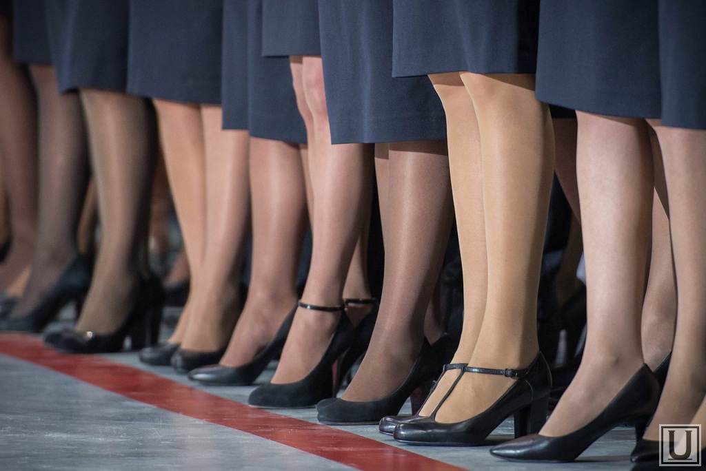 Дресс-код для женщин в офисе: как одеться на работу стильно и красиво